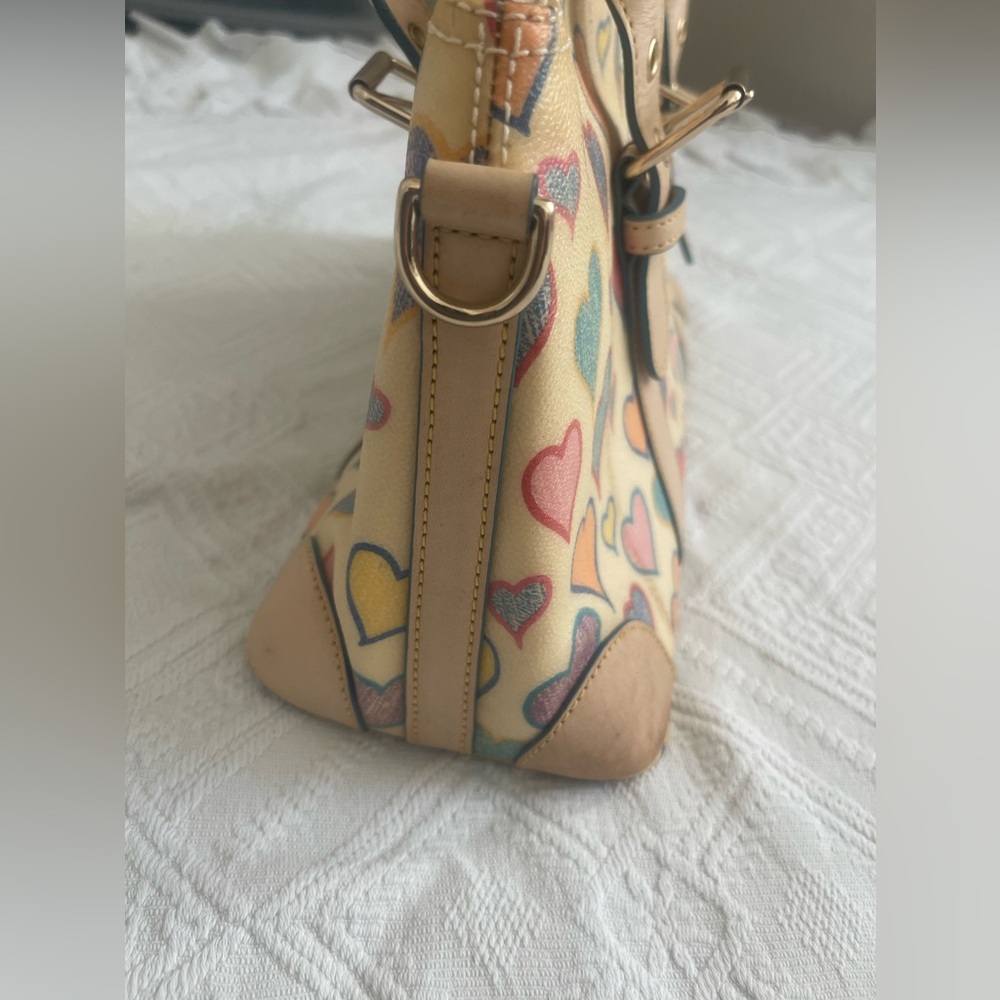 Vintage Dooney & Bourke RAINBOW ZIPPER heart shoulder bag - Picture 7 of 15